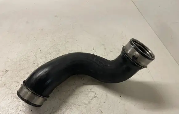Mercedes-Benz E W211 Intercooler hose/pipe A2115282282