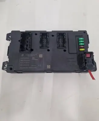 BMW 3 F30 F35 F31 Comfort/convenience module 9329702 00000F48 L003000002