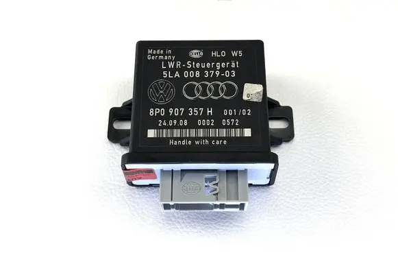 Audi A6 S6 C6 4F Light module LCM 8P0907357H 5LA00837903