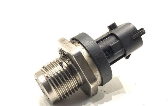 Jeep Grand Cherokee Fuel pressure sensor 0281002982