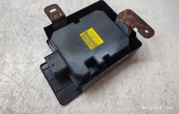 Hyundai ix35 Other control units/modules 953003Z100