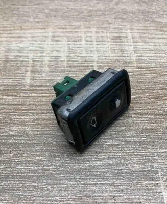 BMW 3 E36 Electric window control switch 8365300 15599806