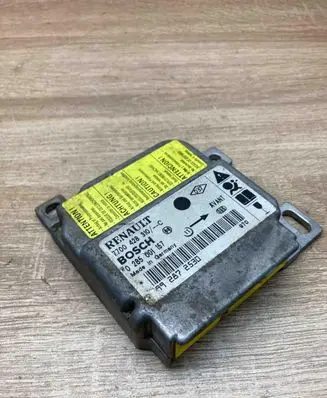 Renault Clio II Airbag control unit/module 7700428310 0285001157