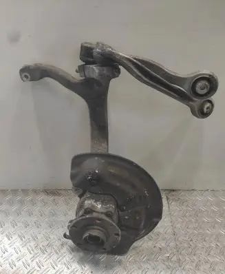 Audi A6 S6 C6 4F Front wheel hub