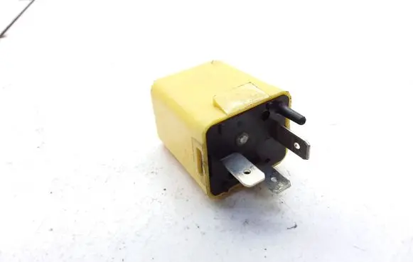 Chrysler Voyager Hazard warning light relay 4687825