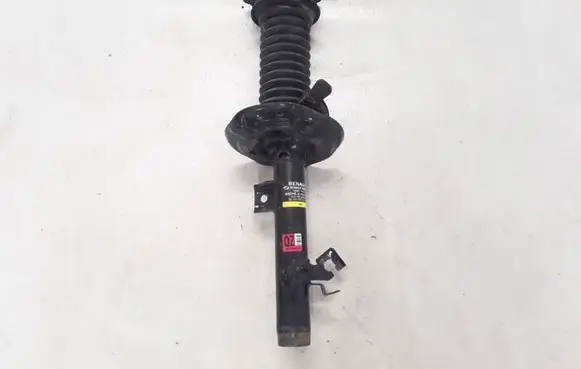 Renault Koleos II Front shock absorber/damper 543027551R