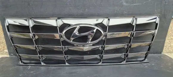Hyundai Tucson IV NX4 Front grill