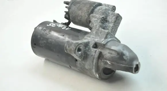 Mini One - Cooper Clubman R55 Starter motor 6823314