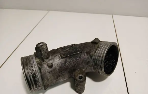 Volvo XC90 Intercooler hose/pipe 08631538