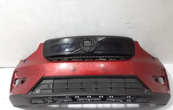 Volvo XC40 Front bumper 31690933