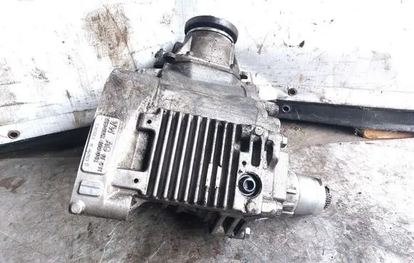 Volkswagen Transporter - Caravelle T5 Gearbox transfer box case 02H409053