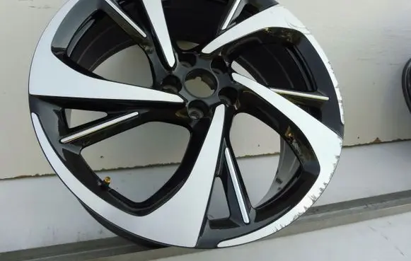 Citroen DS4 R20 alloy rim 9817501077
