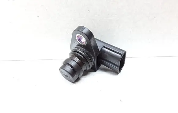 Volvo V70 Camshaft position sensor 8658495