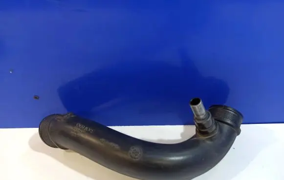 Volvo XC90 Engine coolant pipe/hose 30714480