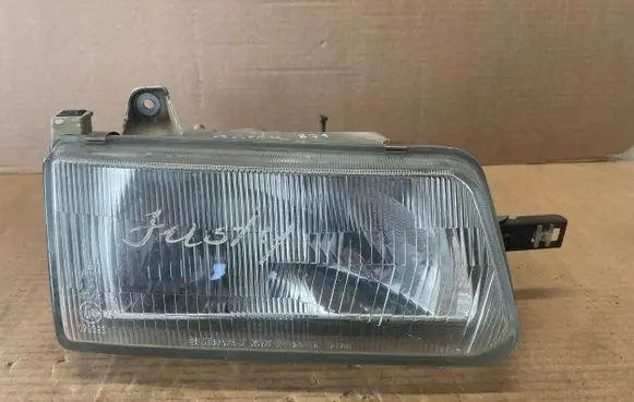 Subaru Justy Headlight/headlamp 11020514