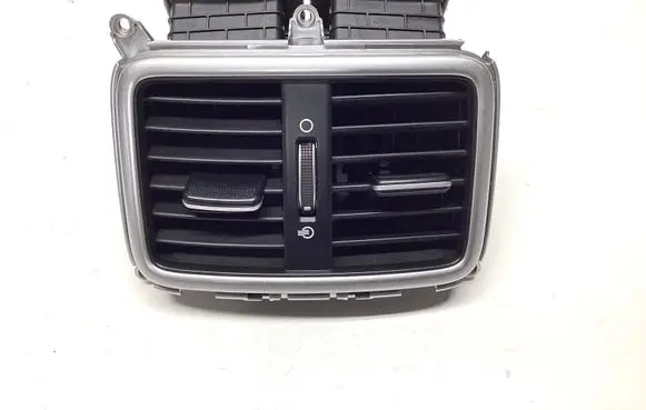 KIA Sportage Rear air vent grill 97040F1000