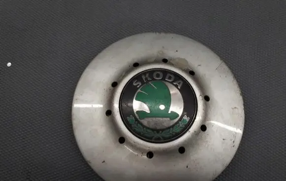 Skoda Felicia I Original wheel cap 