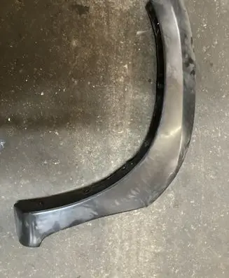 Toyota Hilux (AN10, AN20, AN30) Front arch trim TY01017MAL