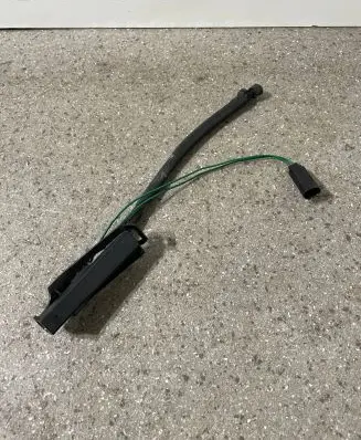 BMW 3 E90 E91 Windshield washer spray nozzle 8365385