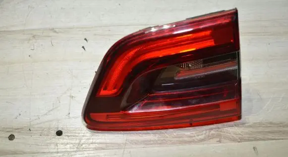 Renault Kadjar Tailgate rear/tail lights 265550151R