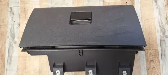Volkswagen Fox Glove box 5Z0857097 5Z0857101