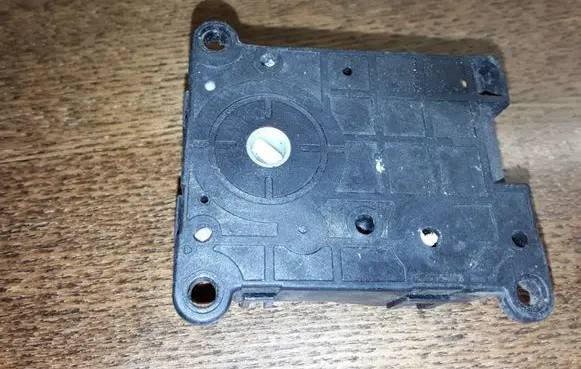 KIA Rio Air flap motor/actuator B400730530