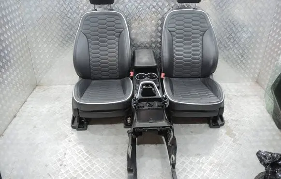 Ford Edge II Seat and door cards trim set 