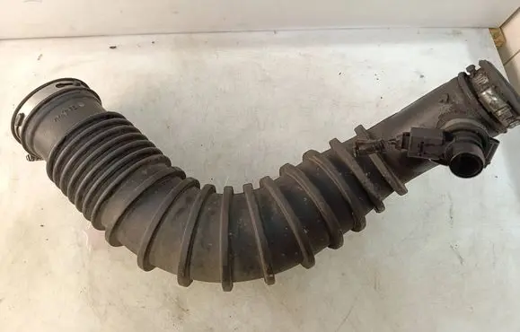 Dodge Journey Turbo air intake inlet pipe/hose 04891898AB 79961A