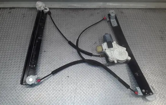 Ford Mondeo MK IV Front door window regulator with motor 6M2114553B