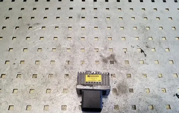 Nissan Qashqai Glow plug pre-heat relay 8200859243 FGPR812