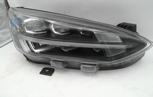 Ford Focus Headlight/headlamp MX7B13E014EB