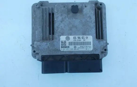 Volkswagen Golf V Engine control unit/module 03G906021KH