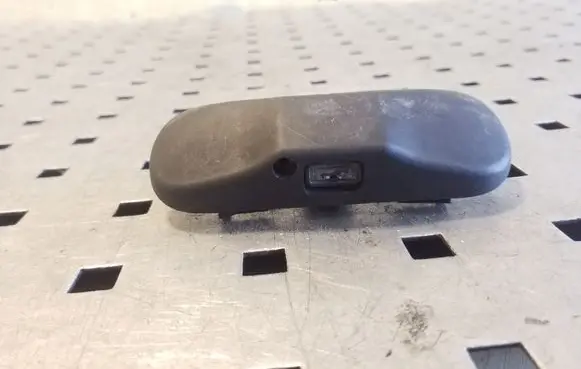 Volkswagen PASSAT B7 Windshield washer spray nozzle 5M0955985C