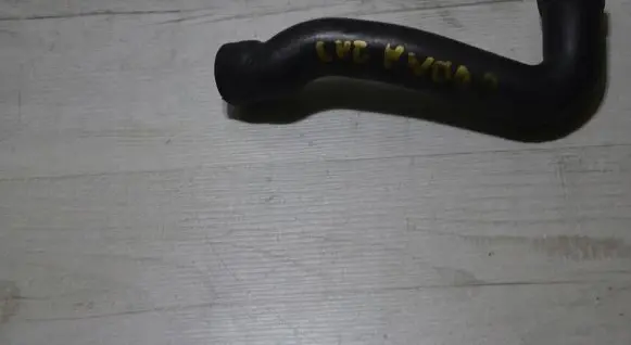 Mercedes-Benz CLS C219 Breather hose/pipe 2721420183