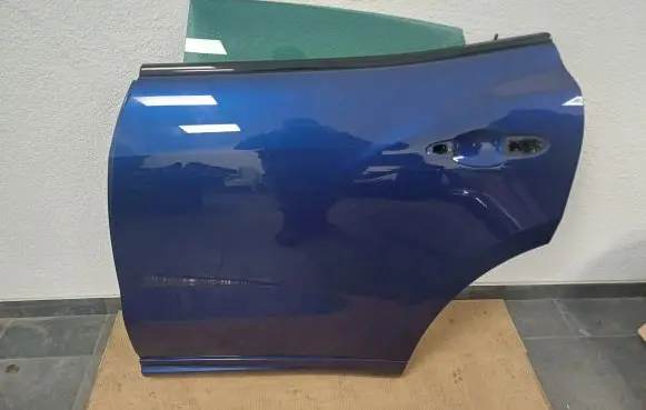 Maserati Levante Rear door HP29051A