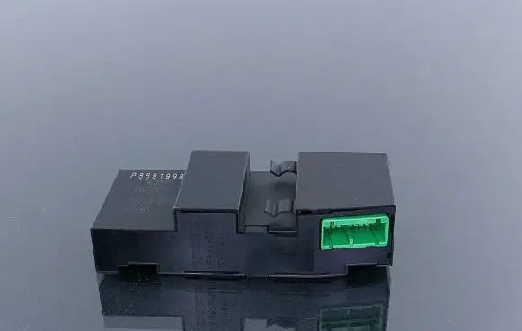 Volvo S80 ESP (stability system) control unit P8691998 180903F 03W384