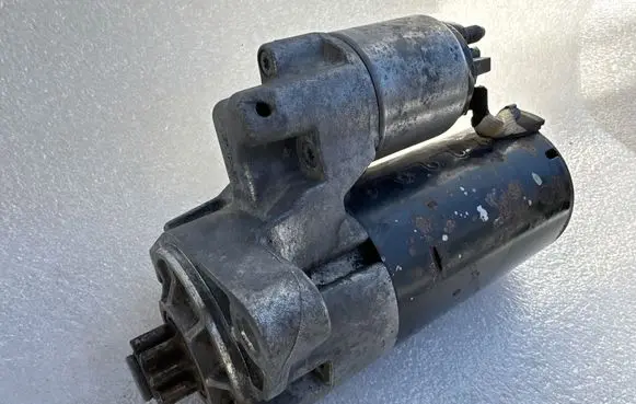 Volkswagen Touareg I Starter motor 059911023S