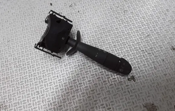 Renault Laguna II Wiper control stalk 8200002461