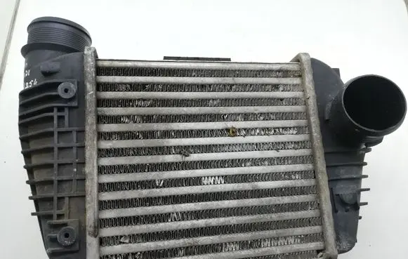 Audi A6 S6 C6 4F Intercooler radiator 13322513