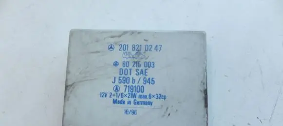 Mercedes-Benz E W124 Other relay 2018210247 60215003