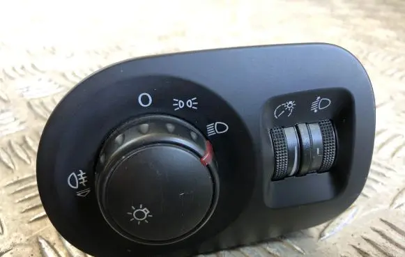Seat Altea Light switch 5P1941431 04059610220405