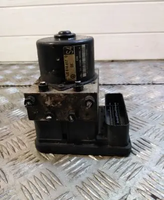 Seat Leon (1M) ABS Pump 1C0907379K 1J0614417D