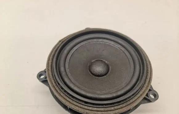 BMW 2 F46 Front door speaker 9274700