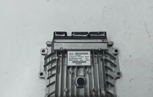 Citroen C5 Engine control unit/module 9663548180
