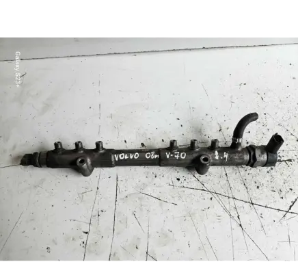 Volvo V70 Fuel main line pipe 30777554 055991L5 0445215023