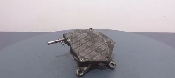 Toyota Avensis Verso Vacuum pump 19S