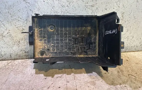 Opel Crossland X Battery box tray 9801801880 61130 91635