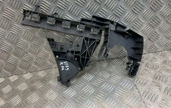 Volvo V50 Front door lock 30784047