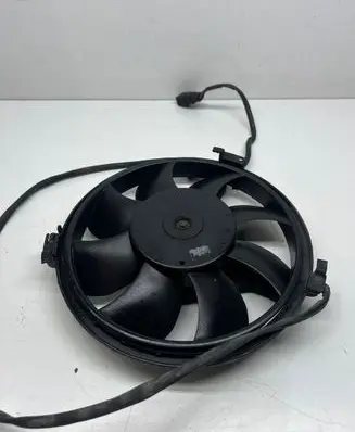 Volkswagen PASSAT B5.5 Electric radiator cooling fan 8D0959455R