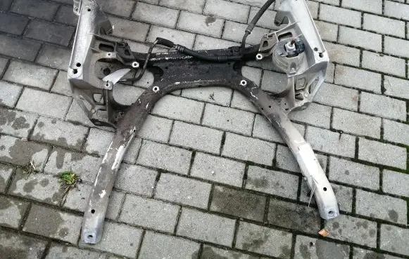 BMW 5 E60 E61 Front subframe
